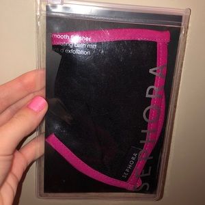 Sephora exfoliating bath mitt